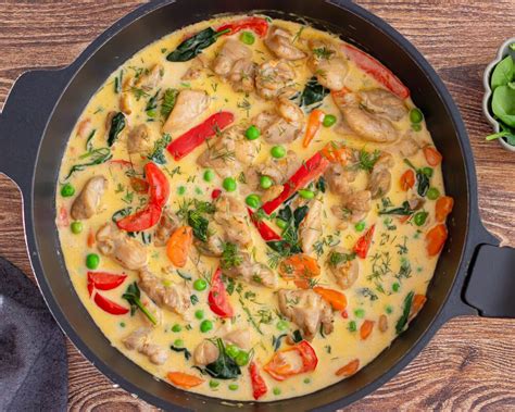 Vištienos šlaunelių mėsos troškinys