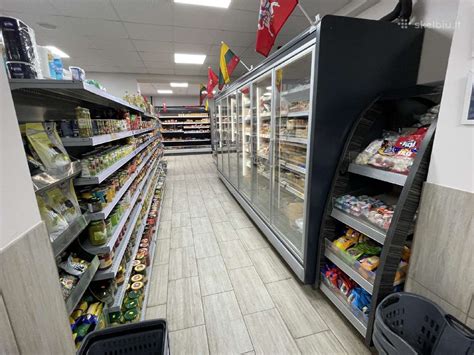 Šiuolaikiška maisto prekių parduotuvė