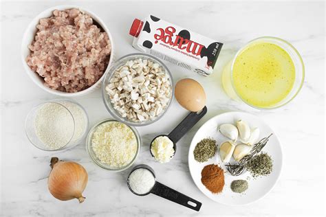 Ingredientai mėsos kukuliams
