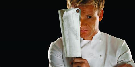 Jaunasis Gordonas Ramsay, pradedantis kulinarijos karjerą Paryžiuje