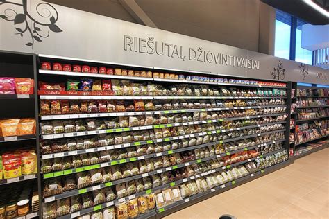 Pirkėjai parduotuvėje renkasi sveikesnius konditerijos gaminius