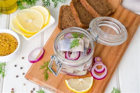 Skirtingi marinatų ingredientai