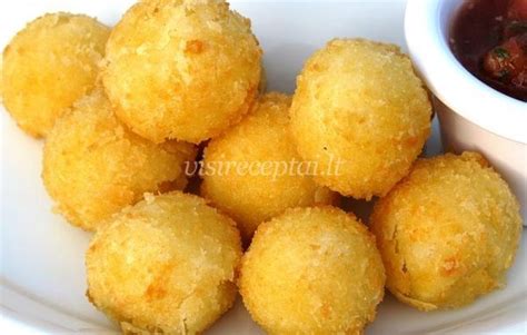 Kepti sūrio rutuliukai su padažu