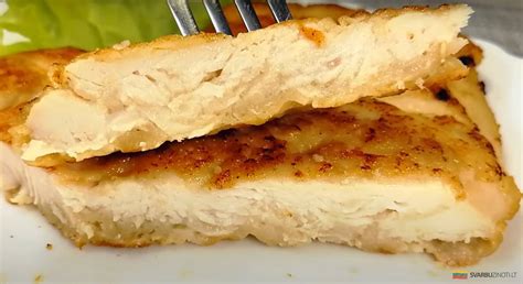 SousVide būdu paruošta sultinga vištiena salotoms