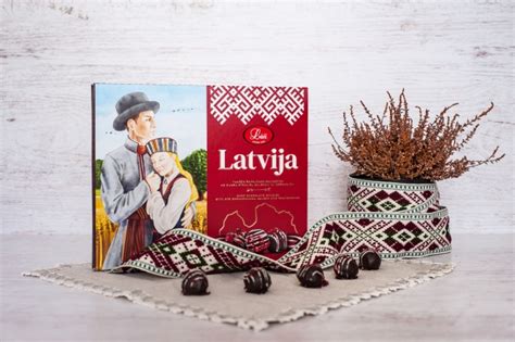 Vilhelma Ķuzes gaminamų saldumynų reklama XX a. 3 dešimtmetyje