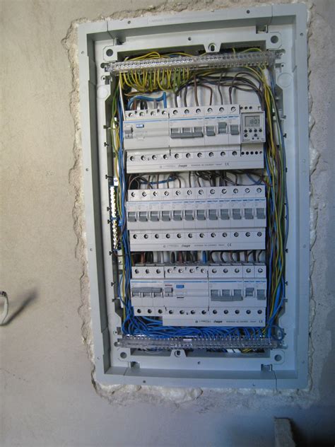 Elektros skydelis ir dažni namų elektros gedimai
