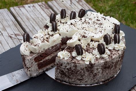 „Oreo“ tortas su Filadelfijos sūriu ir grietinėle