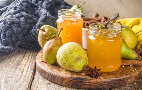 Sirupe virtų kriaušių virimo procesas