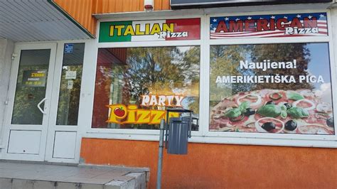 Vaizdas su įvairių picų asortimentu