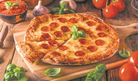 Peperoni pica