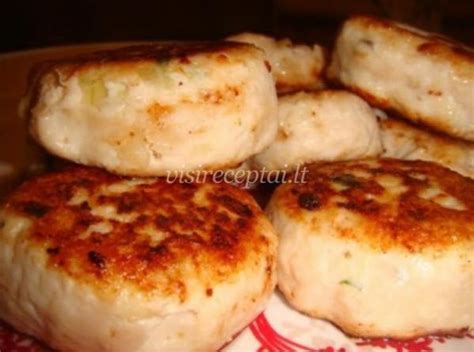 Vištienos kotletai su sūriu ir daržovėmis