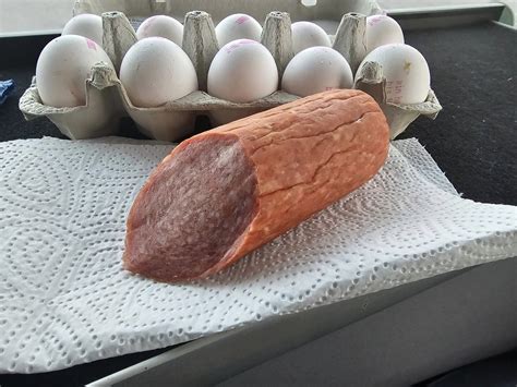 Įvairūs priedai keptoms bulvėms su kiaušiniais