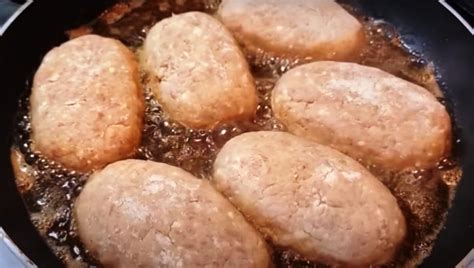 Mėsos masės paruošimas kotletams