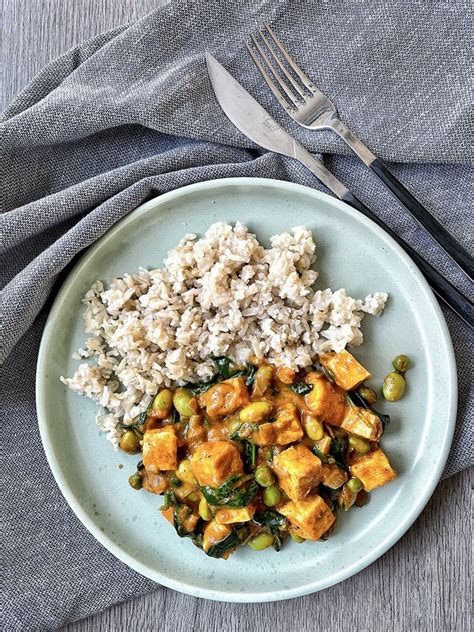 Įvairūs tofu patiekalai