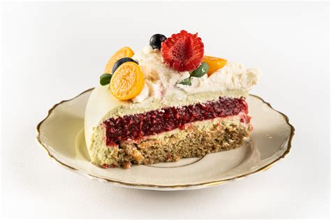 Nostalgiškas tortas „Naujiena“: gabalėlis