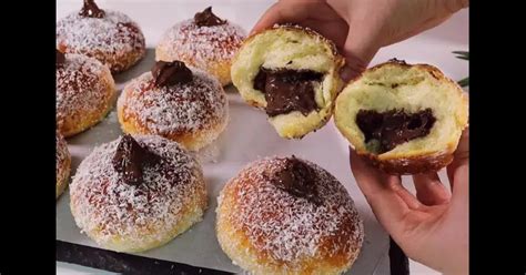 Spurgos su įvairiomis glazūromis ir pabarstukais