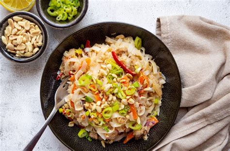 Klasikinių Pad Thai padažo ingredientų derinys