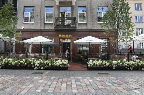 Kapitonas Morganas gastropub interjeras ir atmosfera