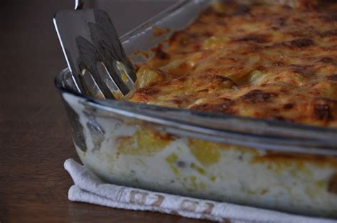 Žiedinių kopūstų ir pievagrybių apkepas