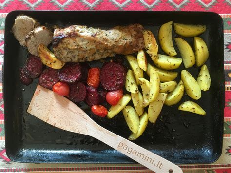 Kepta kiaulienos išpjova su daržovėmis