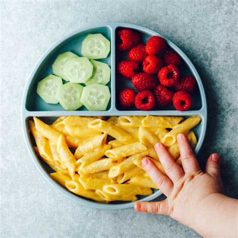 Subalansuota vaikų pietų lėkštė