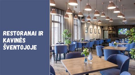 Istorinė kavinė su žmonėmis, geriančiais kavą ir valgančiais tortą