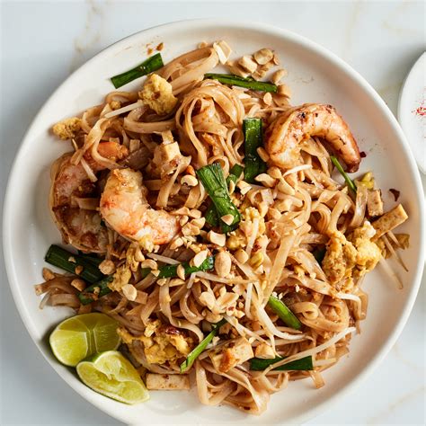 Pad Thai patiekalas