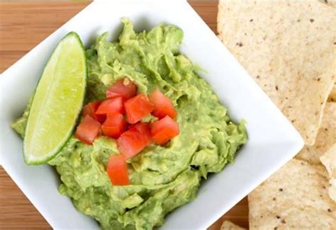 Guacamole padažas su traškučiais