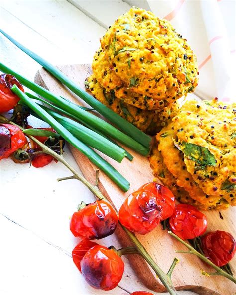 Paruošti burokėlių ir bolivinės balandos kotletai