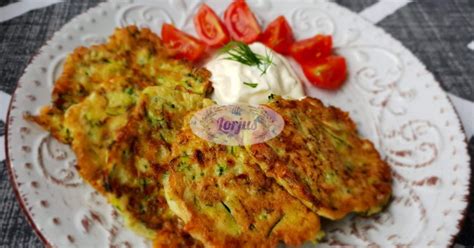 Cukinijos ir vištienos blyneliai