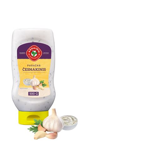 Klasikinis baltas česnakinis padažas dubenyje