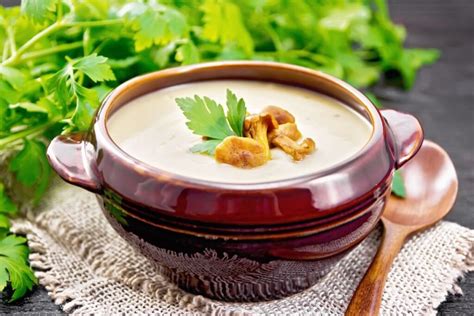 Voveraičių sriubos ingredientai