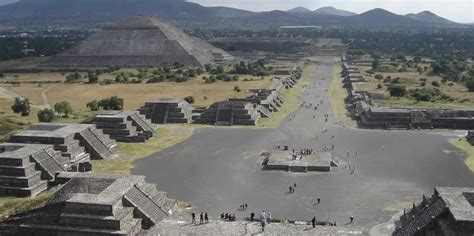 Teotihuakano piramidės