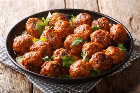 Įvairūs maltos mėsos patiekalai