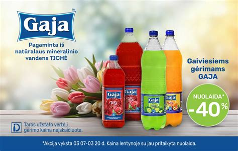 Įvairūs gaivieji gėrimai su ledukais
