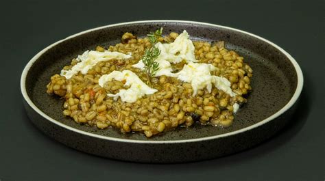 Starkio filė su perlinių kruopų risotto