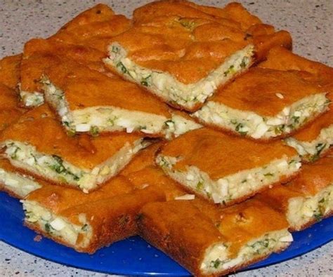 Greitojo pyrago su majonezu tešla ir svogūnais paruošimas
