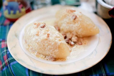 Cepelinai su raugintais kopūstais