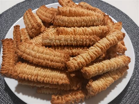 Naminiai spragėsių su karamele sausainiai