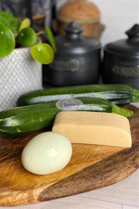 lentelė su cukinijos maistinėmis savybėmis