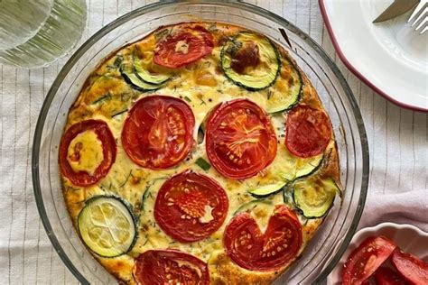Orkaitėje keptas purus omletas su daržovėmis