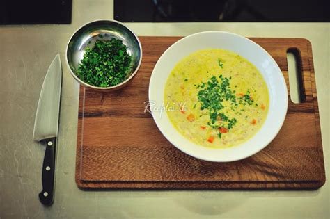 Maltos mėsos ir porų sriubos ingredientai