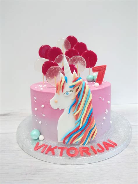 Vaikiški tortai su animacinių filmukų herojais