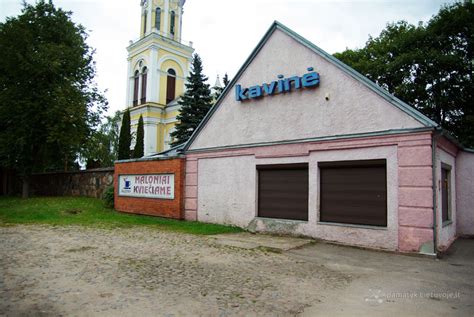 Kavarsko koldūnų lėkštė ir kavinės 