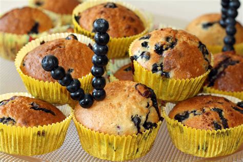 Citrininiai keksiukai su mėlynėmis