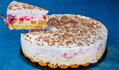 Tortas iš sausainių ir grietinėlės