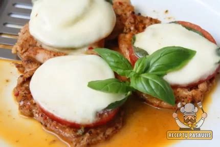 Itališki kiaulienos kepsniai su mocarela ir pomidorais