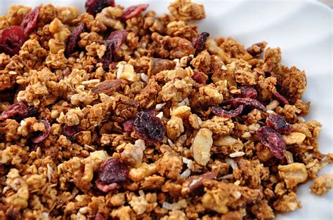 Riešutų ir avižinių dribsnių trupiniuočio ingredientai