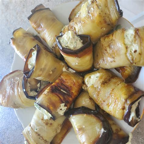 Baklažano suktinukai su sūrio įdaru
