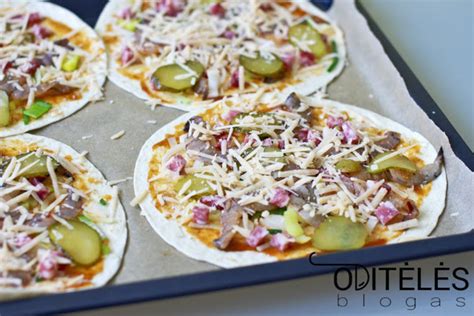 Tortilijos pica su ingredientais